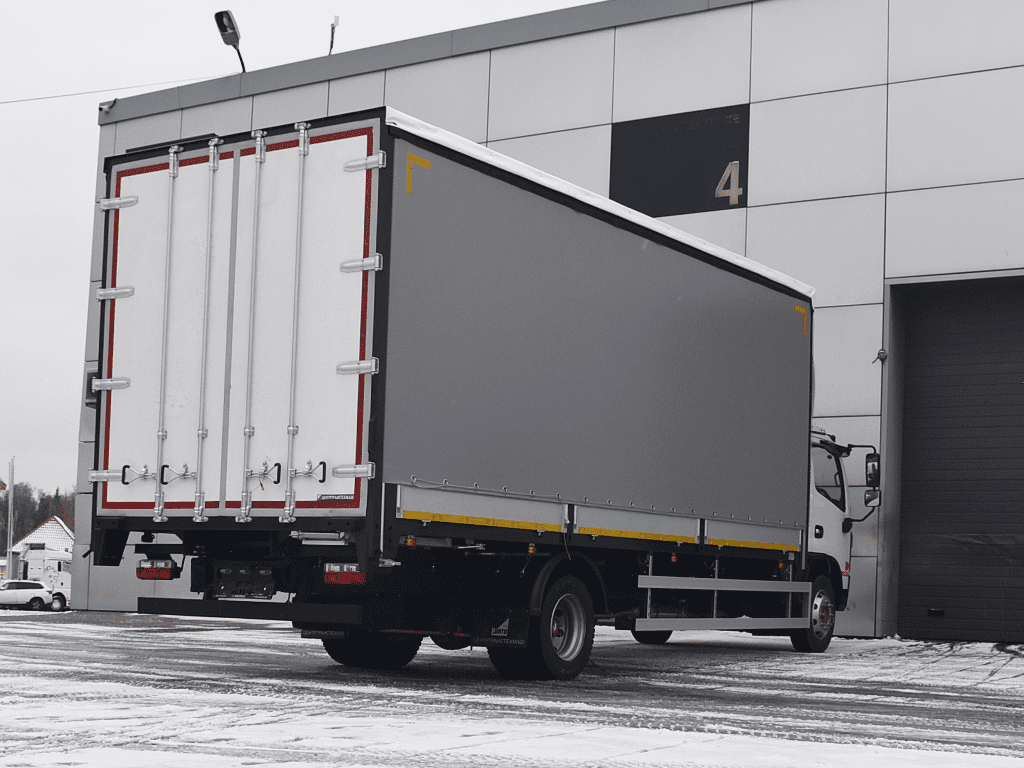 Бортовой тентованный фургон с шторой C120L